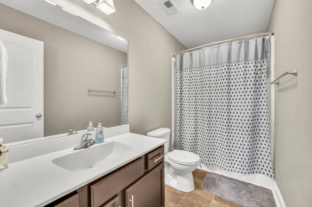 561 Medallion Circle Clarksville TN 37042
