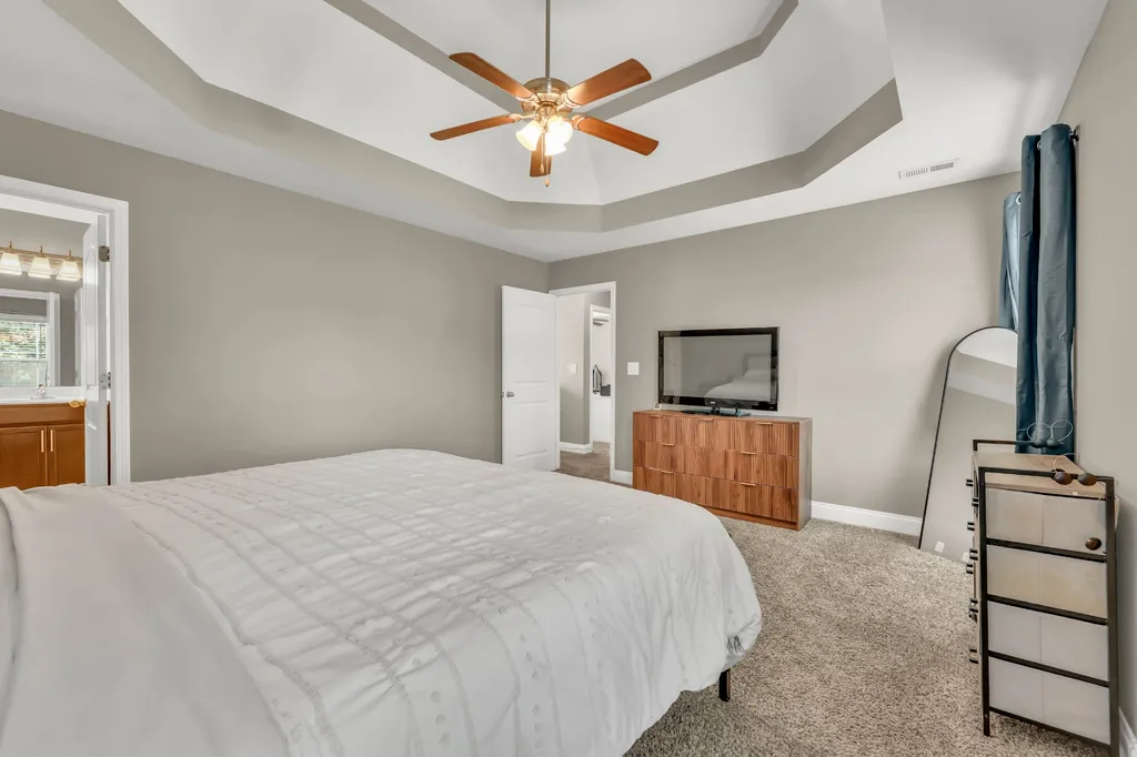 561 Medallion Circle Clarksville TN 37042