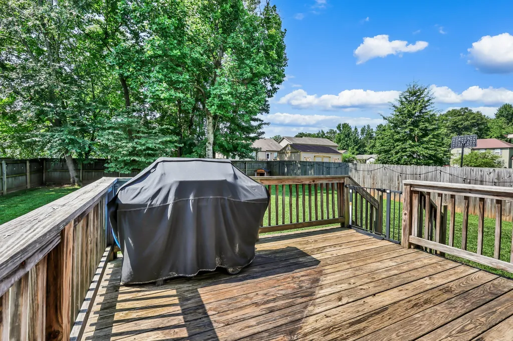 561 Medallion Circle Clarksville TN 37042