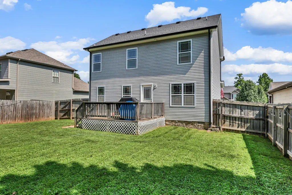 561 Medallion Circle Clarksville TN 37042