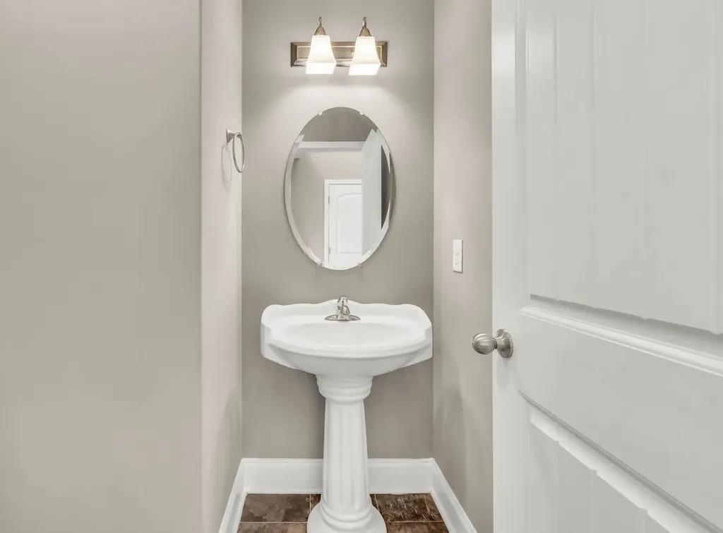 561 Medallion Circle Clarksville TN 37042