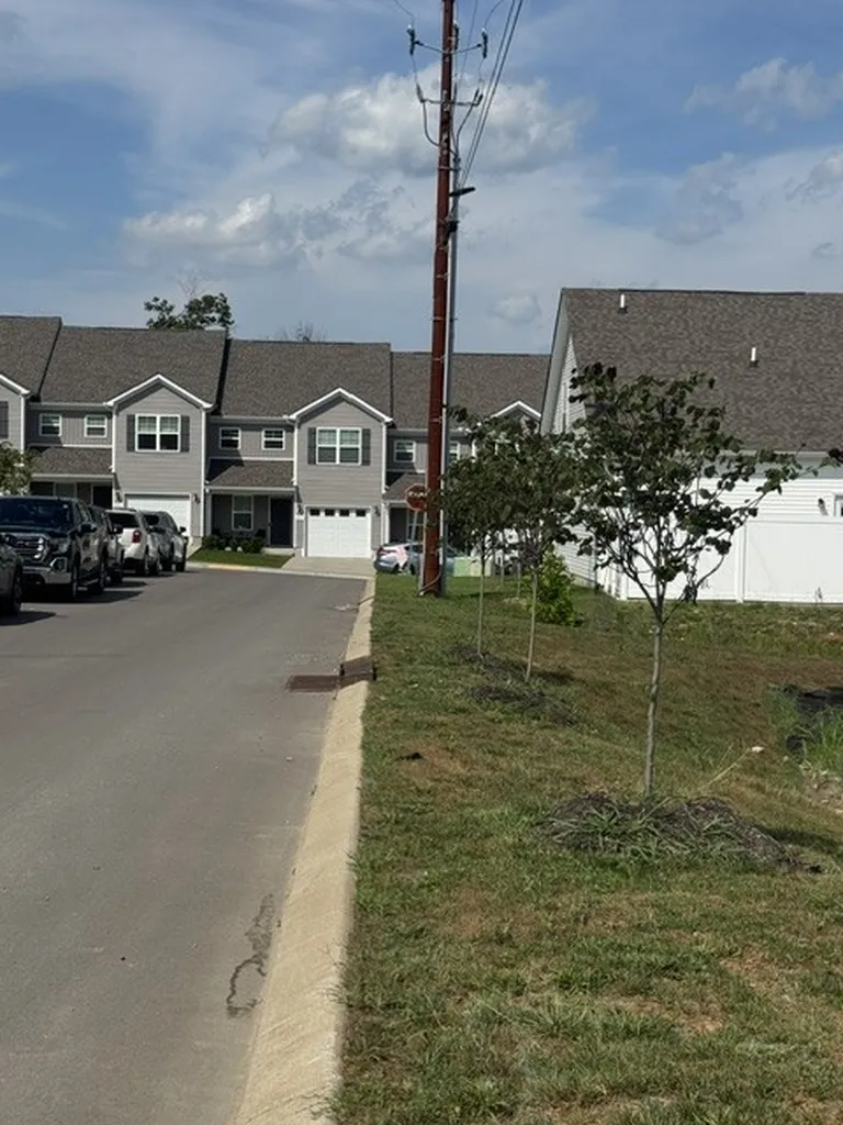 628 Hamilton Crossings Antioch TN 37013