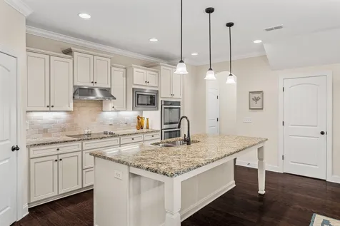 120 Benjamin Lane Hendersonville TN 37075