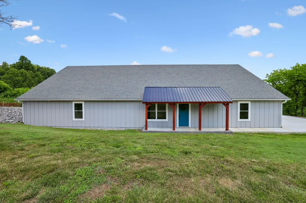 1124 Dale Ridge Road Dowelltown TN 37059