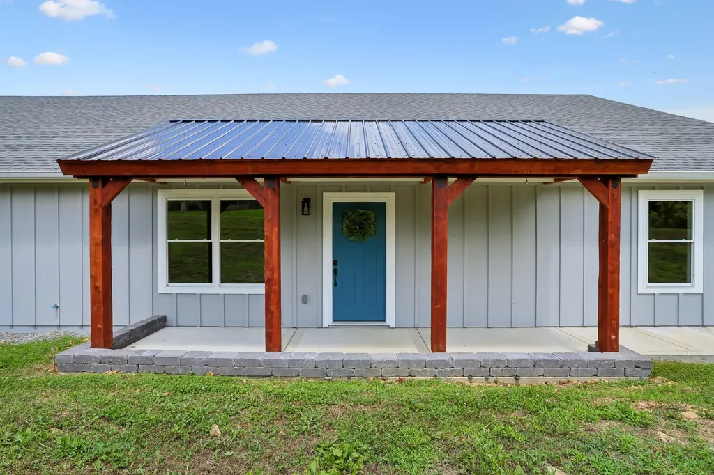 1124 Dale Ridge Road Dowelltown TN 37059