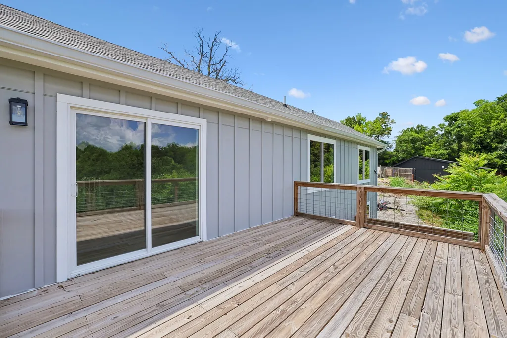 1124 Dale Ridge Road Dowelltown TN 37059