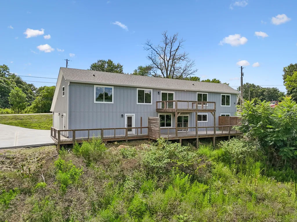 1124 Dale Ridge Road Dowelltown TN 37059