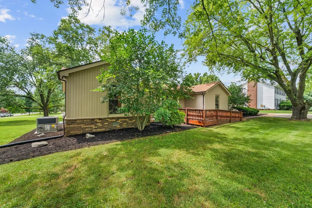 1301 Rivermont Drive Gallatin TN 37066