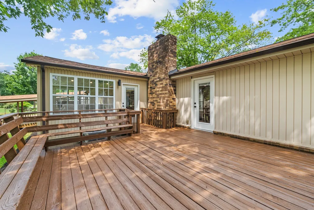 1301 Rivermont Drive Gallatin TN 37066