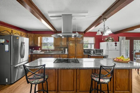 10915 Sr 56 Coalmont TN 37313