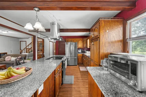10915 Sr 56 Coalmont TN 37313