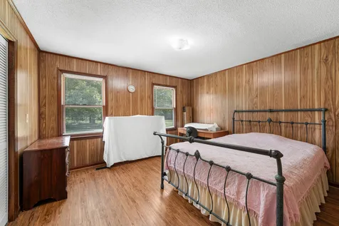 10915 Sr 56 Coalmont TN 37313