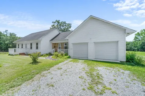 10915 Sr 56 Coalmont TN 37313