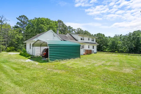 10915 Sr 56 Coalmont TN 37313