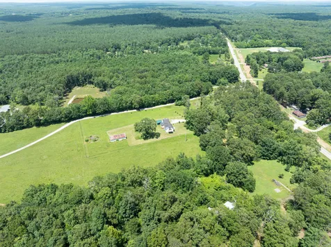10915 Sr 56 Coalmont TN 37313
