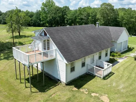 10915 Sr 56 Coalmont TN 37313