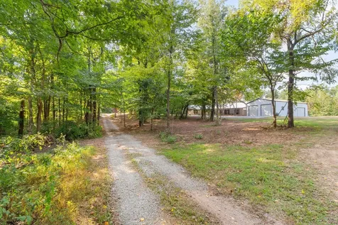 1380A Cheatham Dam Road Ashland City TN 37015