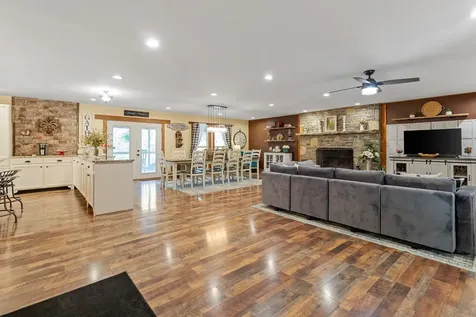 1380A Cheatham Dam Road Ashland City TN 37015