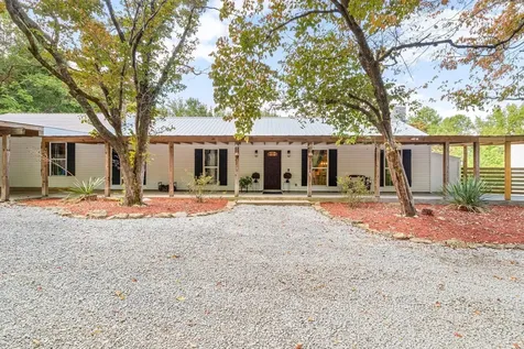 1380A Cheatham Dam Road Ashland City TN 37015