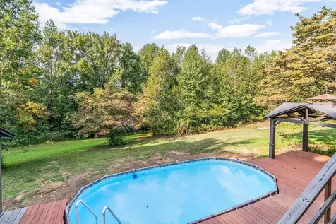 1380A Cheatham Dam Road Ashland City TN 37015