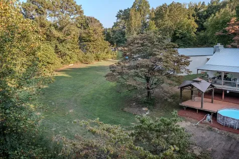 1380A Cheatham Dam Road Ashland City TN 37015
