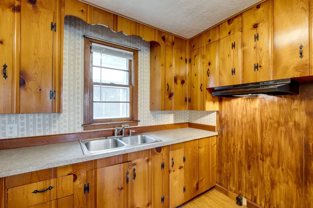 1329 Louisville Highway Goodlettsville TN 37072
