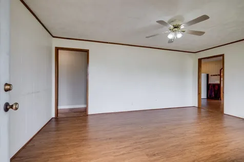1329 Louisville Highway Goodlettsville TN 37072