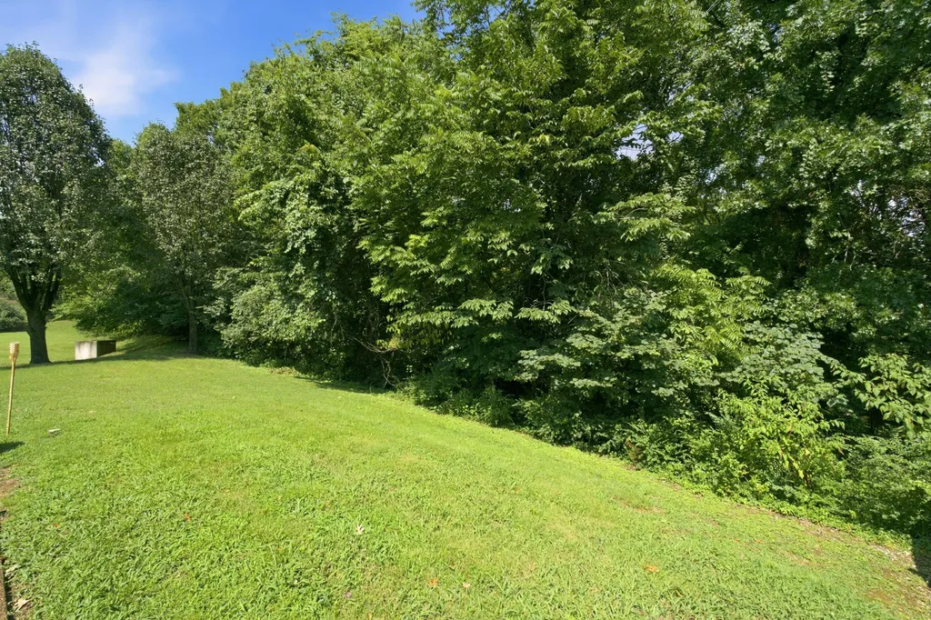 161 E Harbor Hendersonville TN 37075
