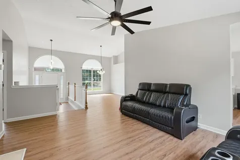 161 E Harbor Hendersonville TN 37075
