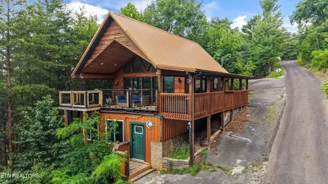 2624 Blanket Mountain Way Sevierville TN 37862