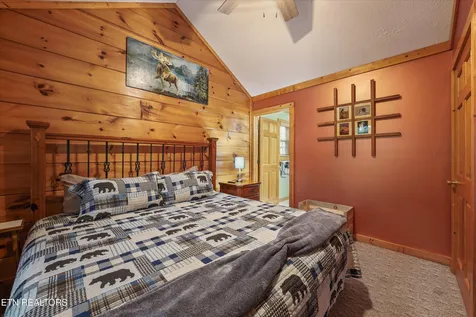 2624 Blanket Mountain Way Sevierville TN 37862