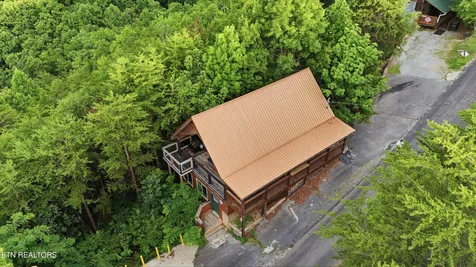 2624 Blanket Mountain Way Sevierville TN 37862