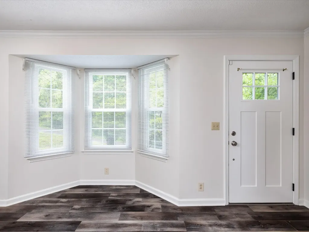 7768 Sawyer Brown Road Nashville TN 37221