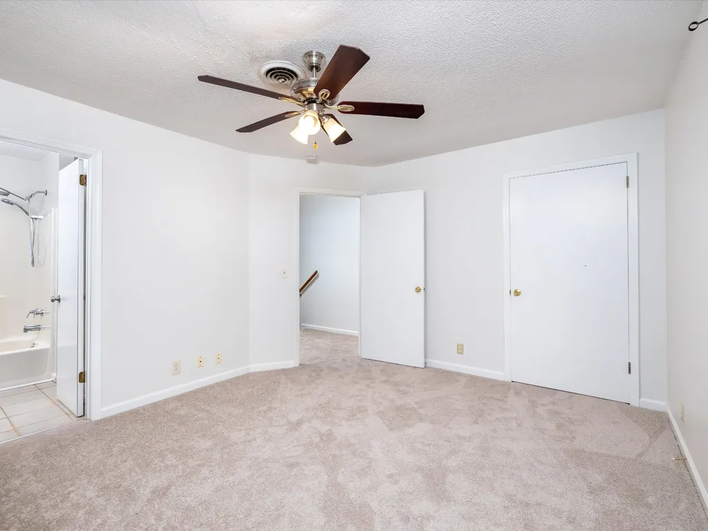 7768 Sawyer Brown Road Nashville TN 37221