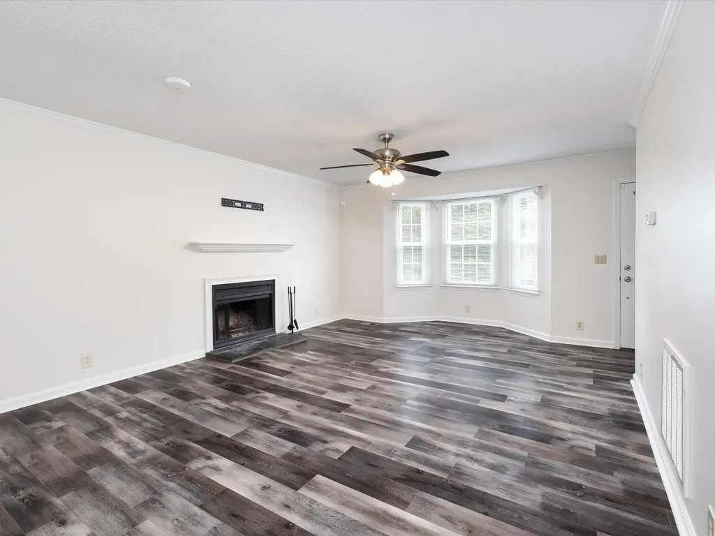 7768 Sawyer Brown Road Nashville TN 37221