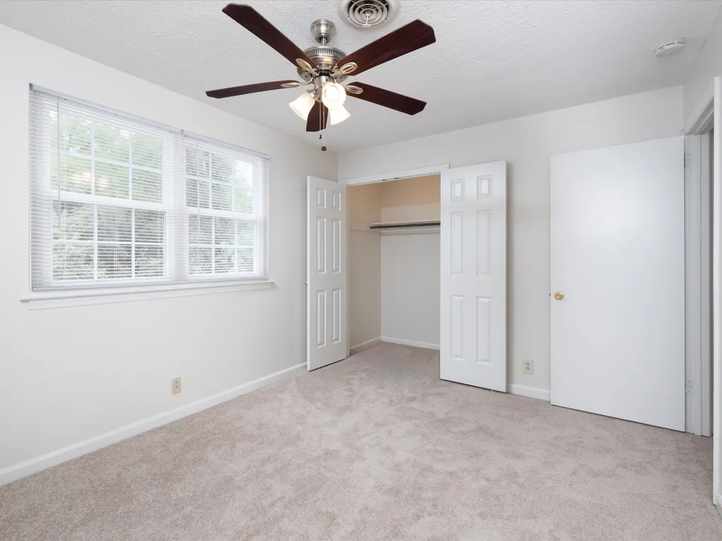 7768 Sawyer Brown Road Nashville TN 37221