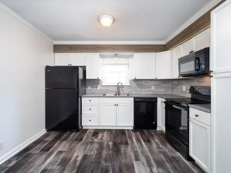 7768 Sawyer Brown Road Nashville TN 37221