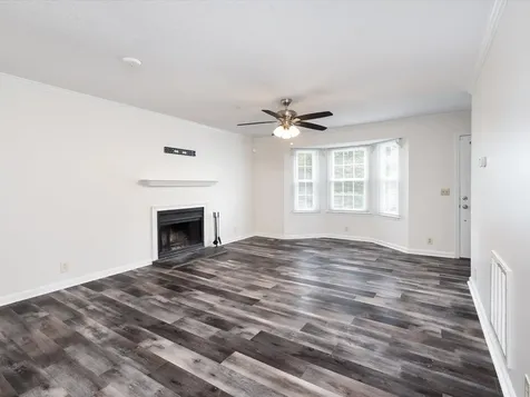 7768 Sawyer Brown Road Nashville TN 37221