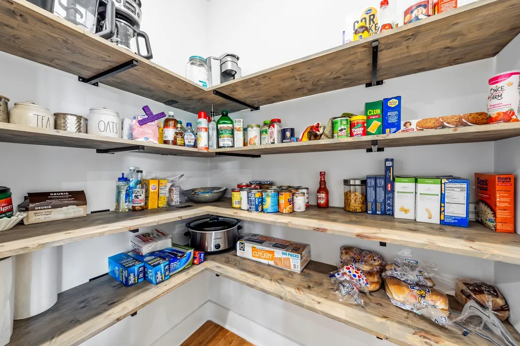 529 Clearview Road Cottontown TN 37048
