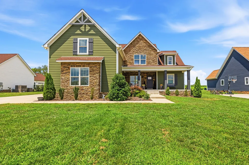 529 Clearview Road Cottontown TN 37048