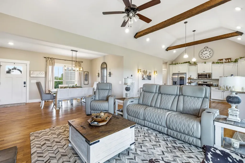 529 Clearview Road Cottontown TN 37048