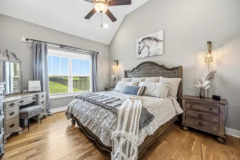 529 Clearview Road Cottontown TN 37048