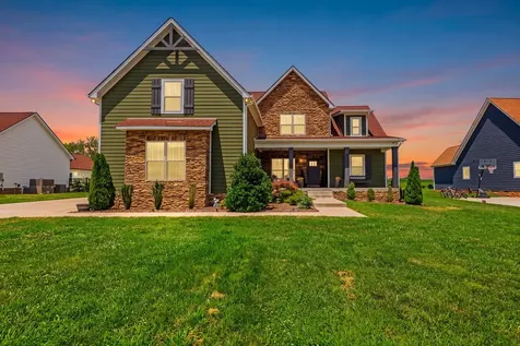 529 Clearview Road Cottontown TN 37048