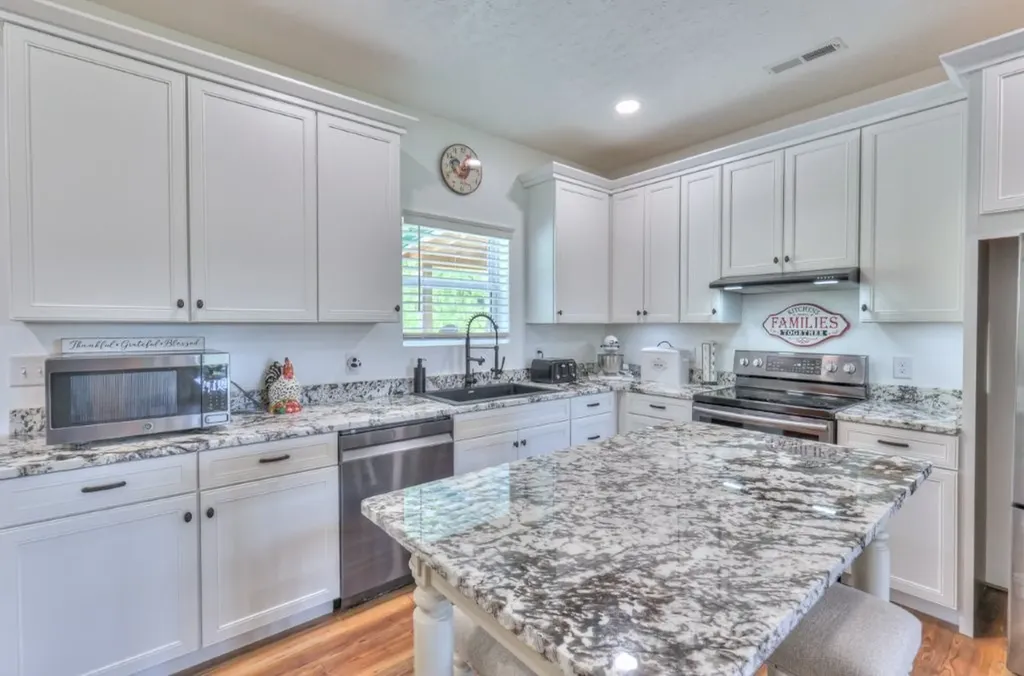 557 Ward Hollow Road Shelbyville TN 37160