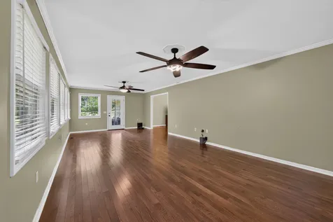 3450 Chapmans Circle Palmyra TN 37142