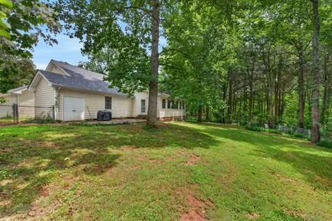 3450 Chapmans Circle Palmyra TN 37142