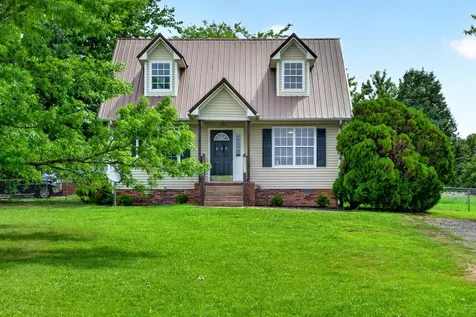 680 Artic Avenue Oak Grove KY 42262