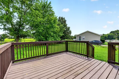 680 Artic Avenue Oak Grove KY 42262
