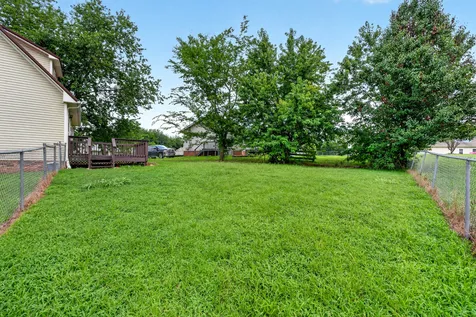 680 Artic Avenue Oak Grove KY 42262