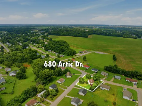 680 Artic Avenue Oak Grove KY 42262